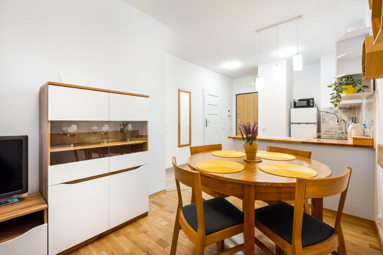 Metro Bemowo Colourful Apartment Warszawa Eksteriør bilde