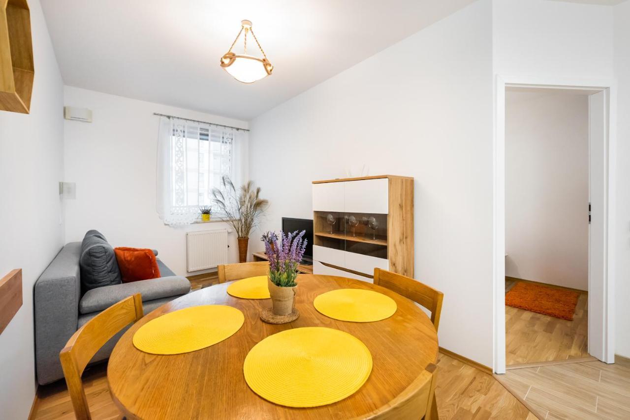 Metro Bemowo Colourful Apartment Warszawa Eksteriør bilde