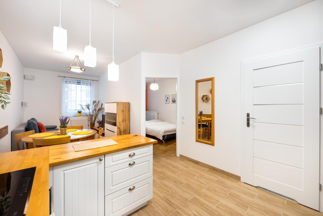 Metro Bemowo Colourful Apartment Warszawa Eksteriør bilde