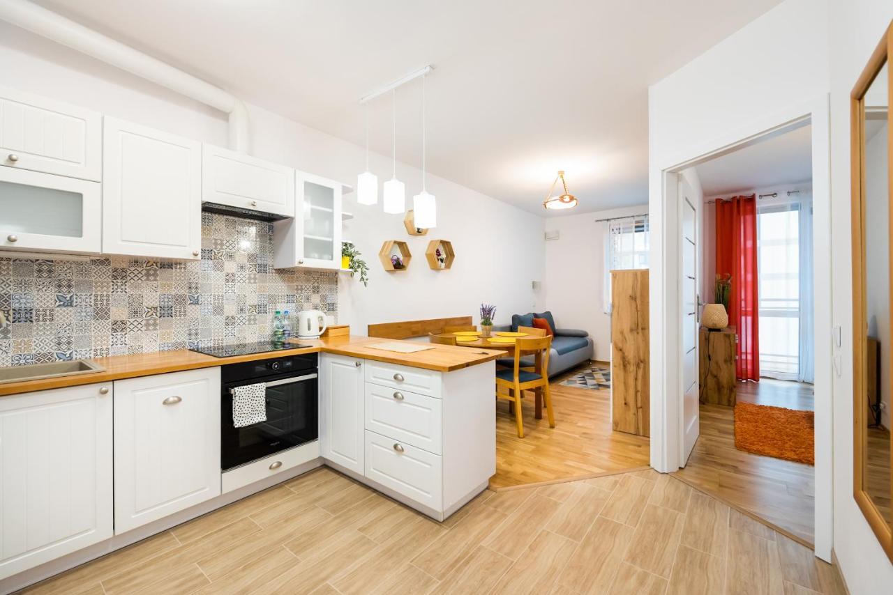 Metro Bemowo Colourful Apartment Warszawa Eksteriør bilde